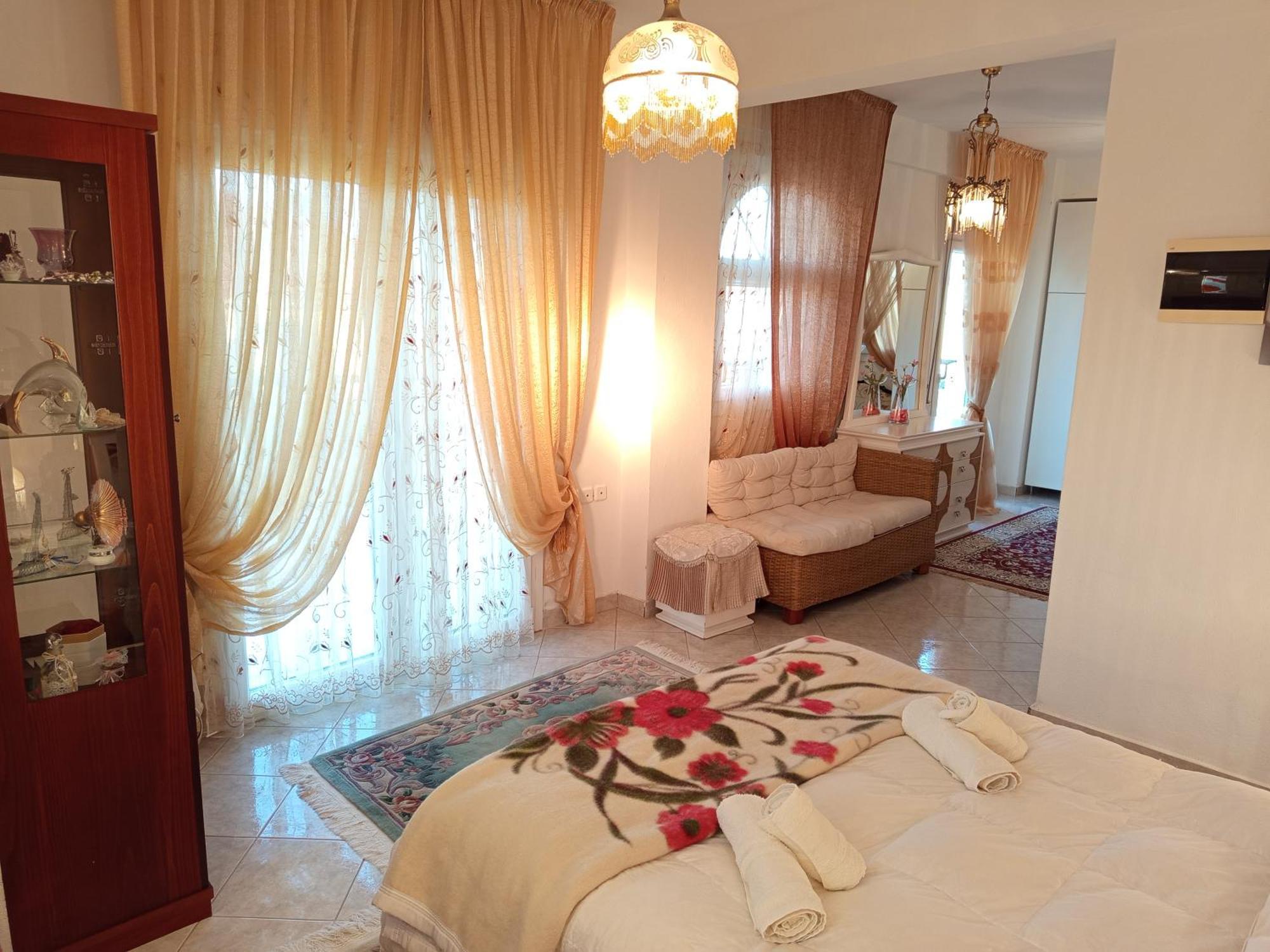 Prime Luxury Villa Beach Front เนอาวรัสนา ภายนอก รูปภาพ